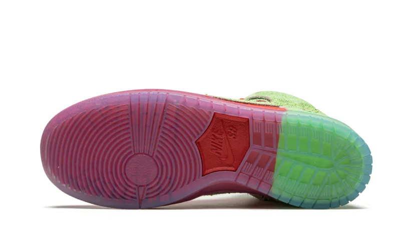 Nike SB SB Dunk High 'Strawberry Cough'